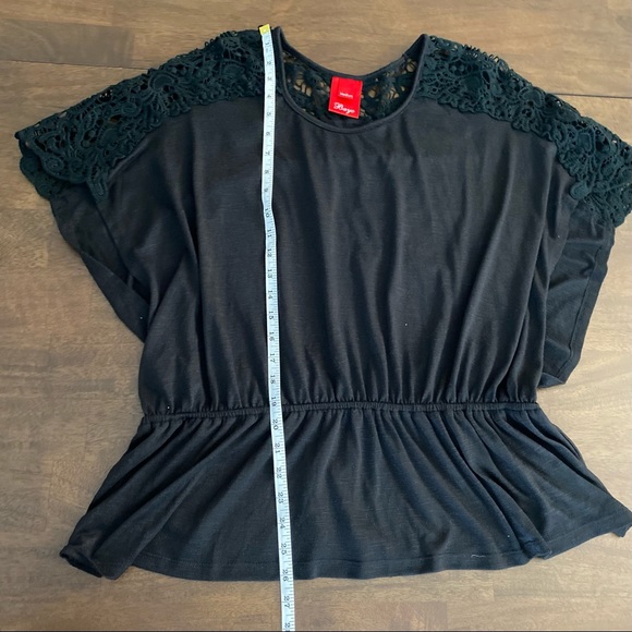 BAYO Black Embroidered Blouse with Gartered Bottom - Picture 7 of 10